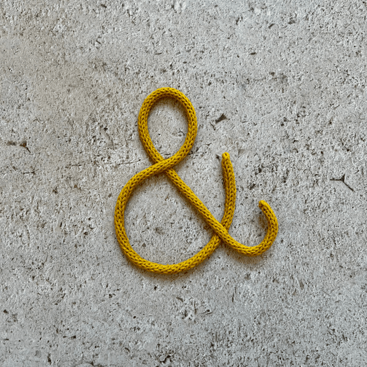 Ampersand (&)